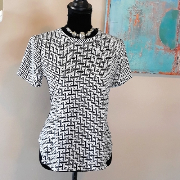 Ann Taylor Loft/ Blue/ White / Print/  Blouse - Picture 3 of 13